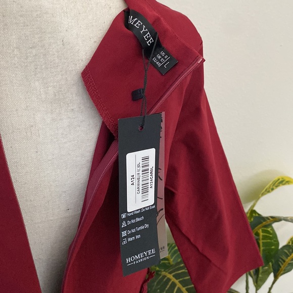 Dress - Picture 4 of 4